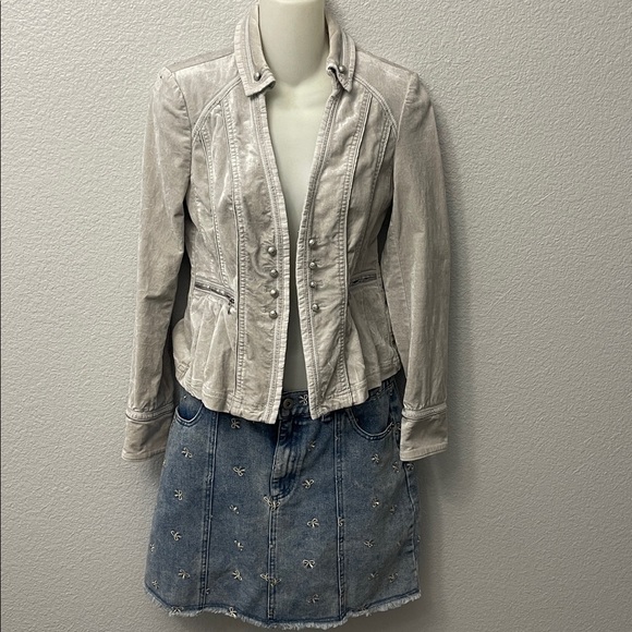 White House Black Market Silver Gray Velvet Military Style Jacket size 2 - Picture 2 of 5